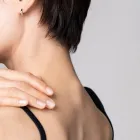 女性